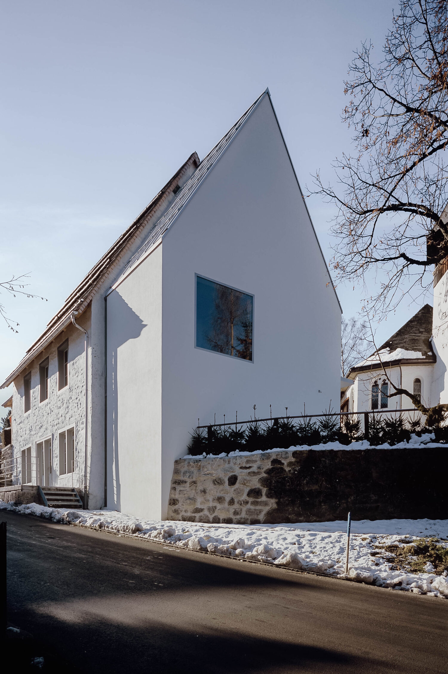 Beinhaus Ueber Eck unten Ausgabe